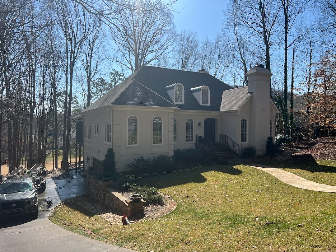 Roof Cleaning Completed in Cramerton, NC